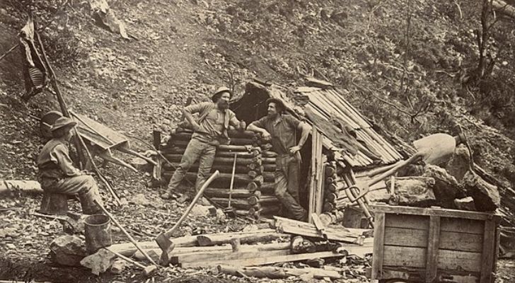 Gold prospectors in an early Australian gold rush