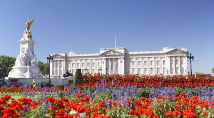 Flowers blooming in the Queen's Garden in front of Buckingham palace