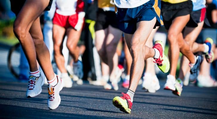 A crowd of people running in a race